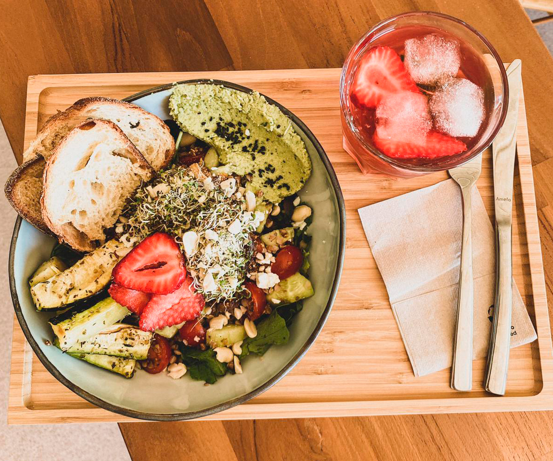 salade-fraiche-saison-fruits-legumes